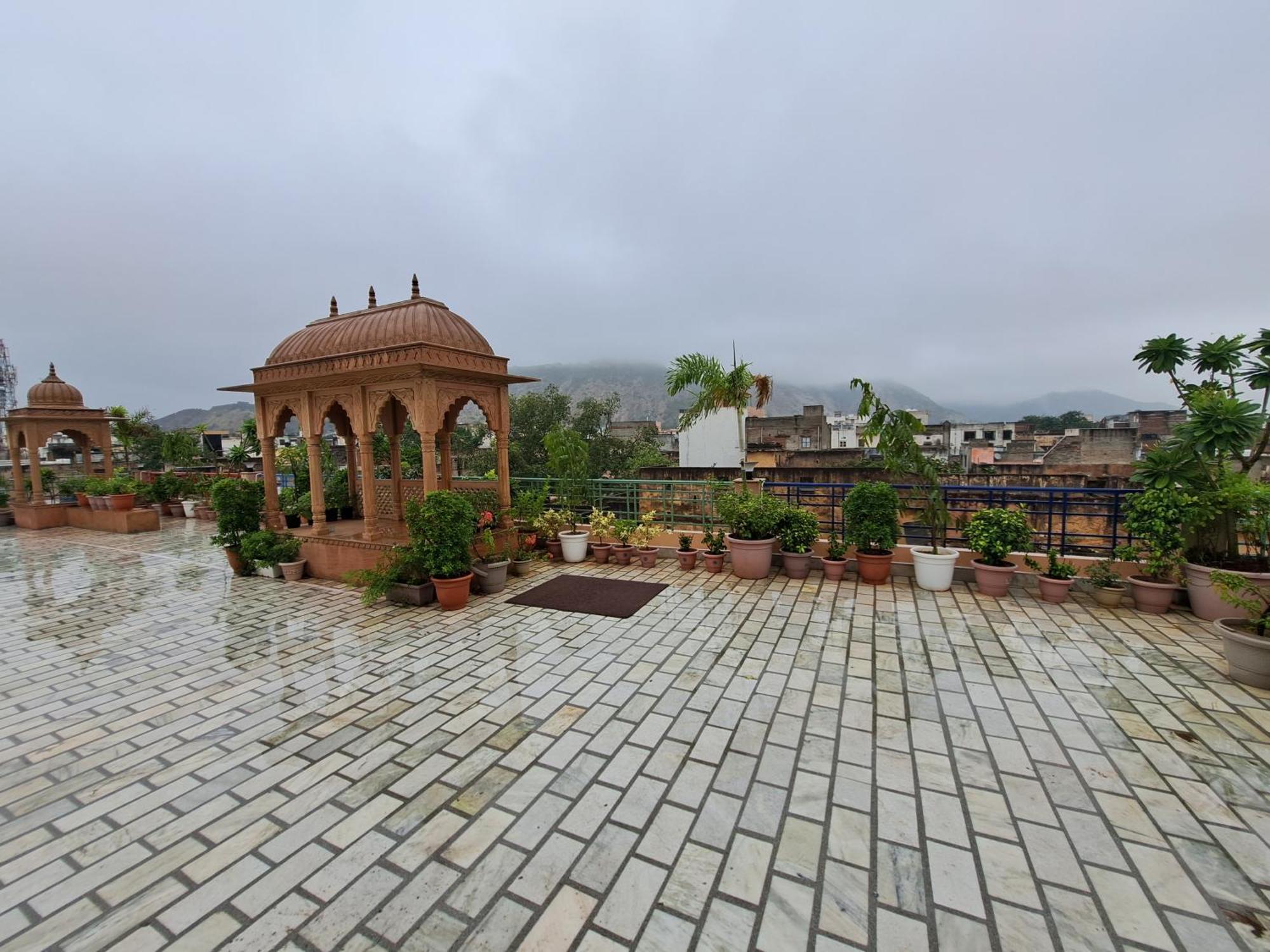 ג'איפור Swaraj Palace מראה חיצוני תמונה